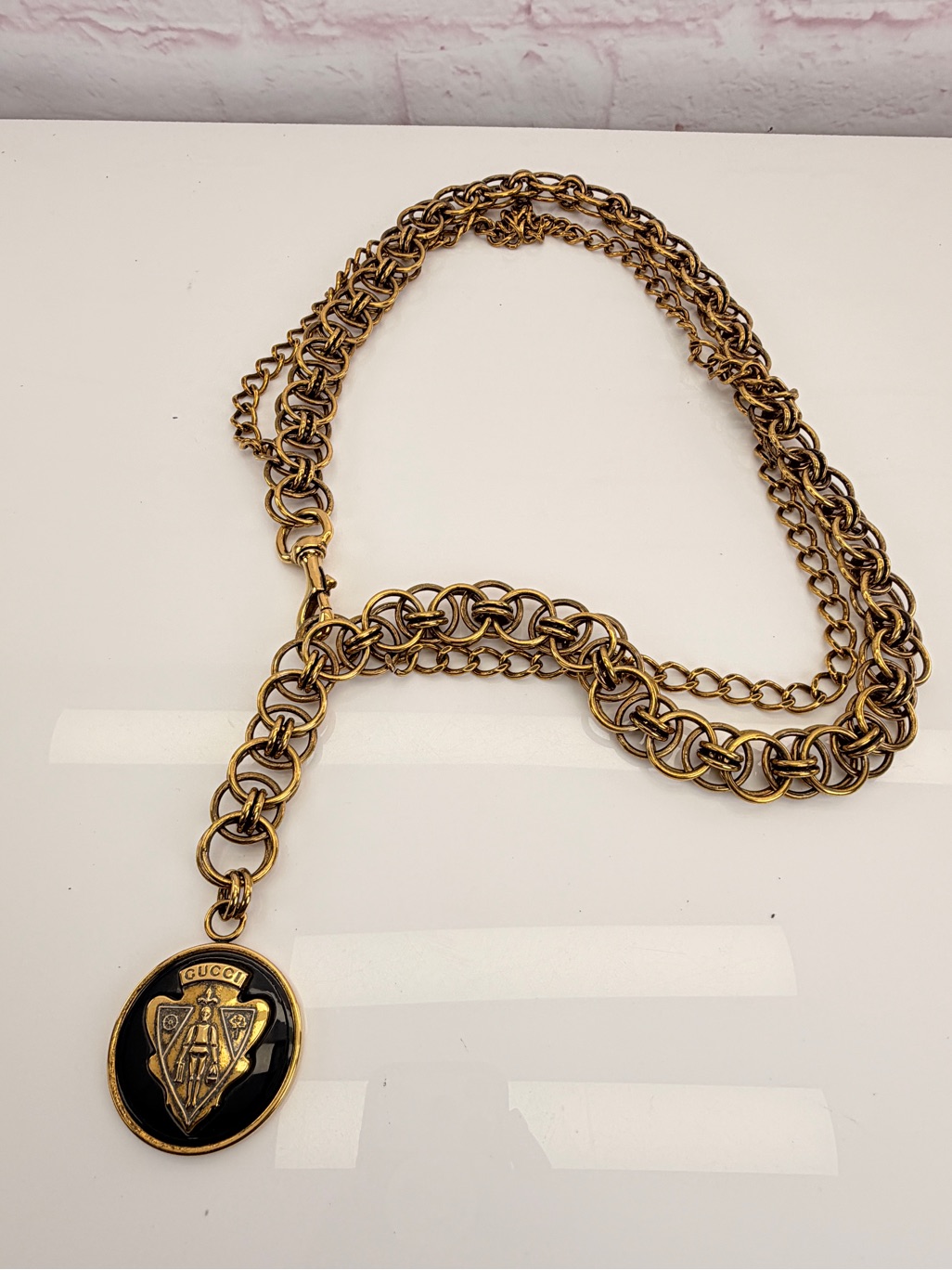 Gucci Chain Crest Charm Adjustable Belt Gold Black